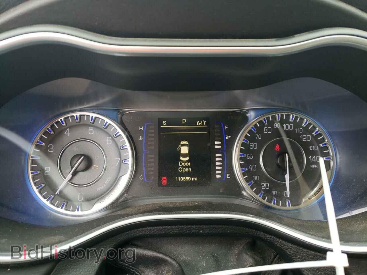 2016 CHRYSLER 200 - VIN: 1C3CCCAG7GN171900 - Фото 9