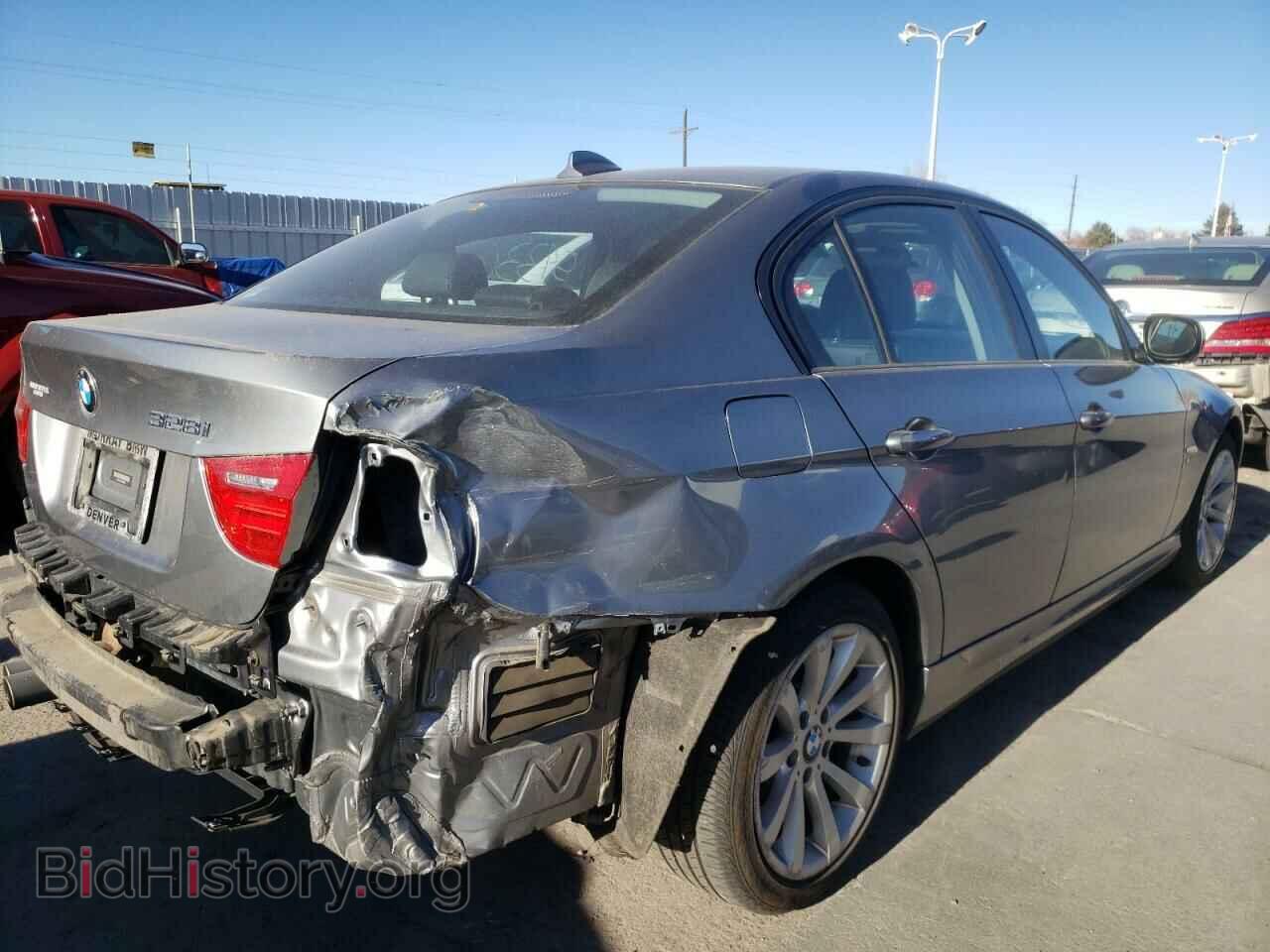 2011 BMW 3 SERIES - VIN: WBAPK7C56BF085500 - Фото 4
