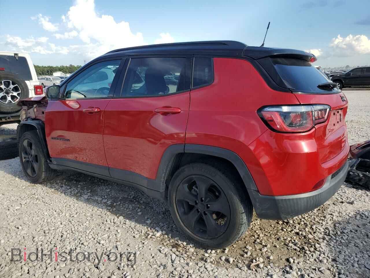 2018 JEEP COMPASS - VIN: 3C4NJCBB5JT304870 - Фото 2
