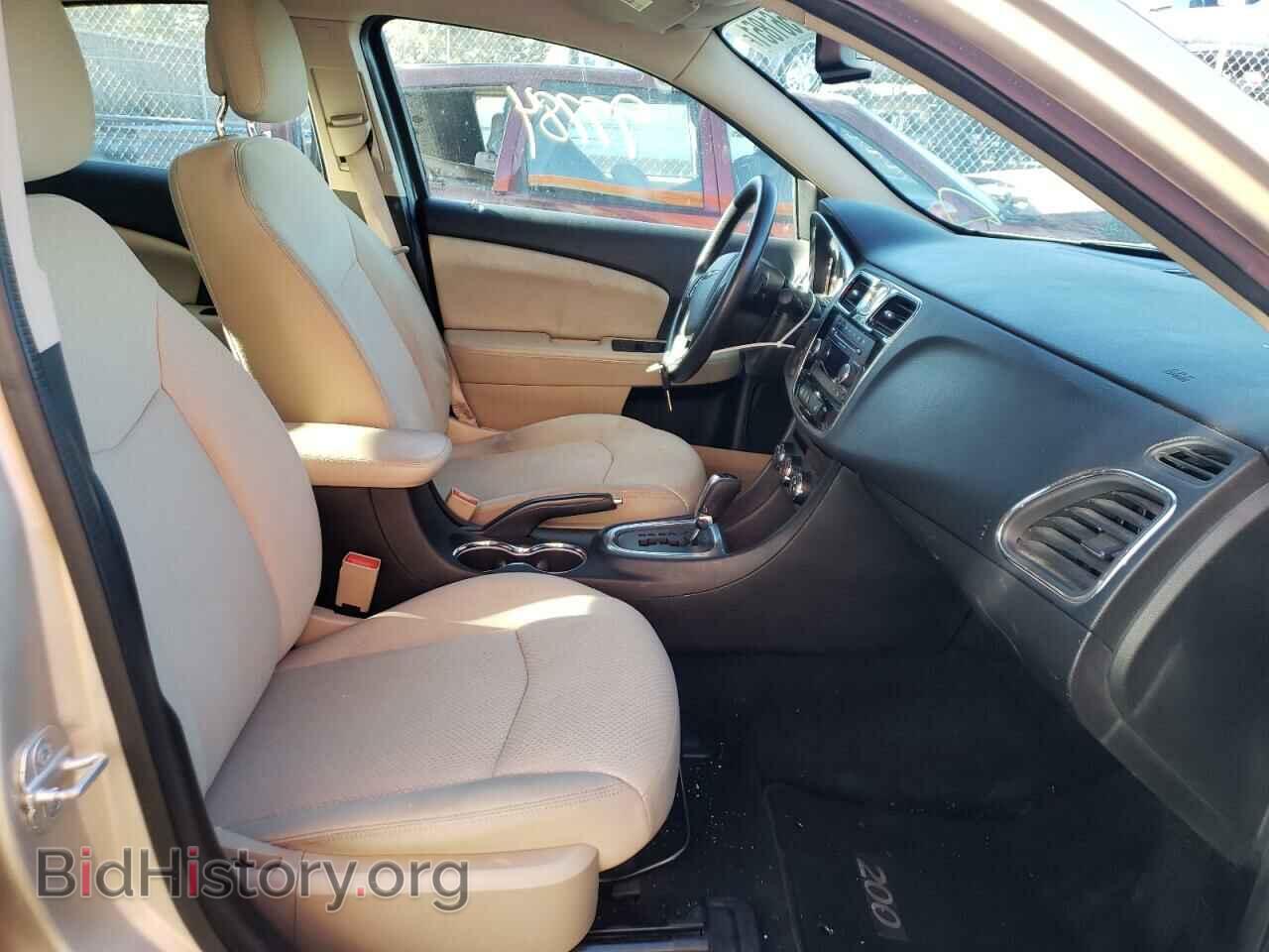 2013 CHRYSLER 200 - VIN: 1C3CCBAG2DN736639 - Фото 5