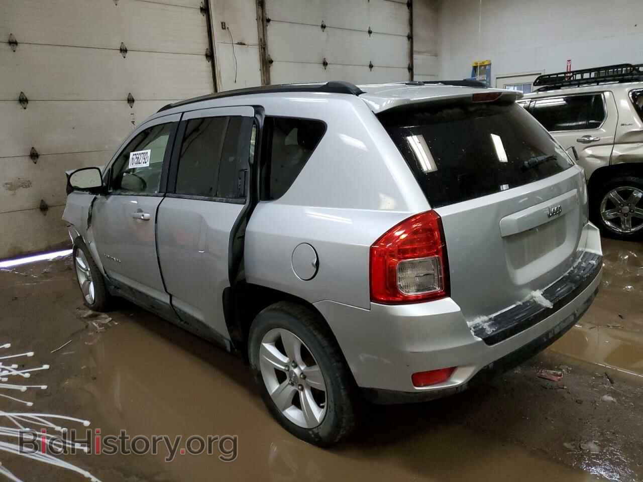 2011 JEEP COMPASS - VIN: 1J4NT1FB2BD260756 - Photo 2