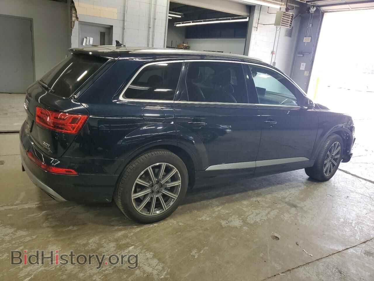 2017 AUDI Q7 - VIN: WA1VAAF74HD027889 - Фото 3