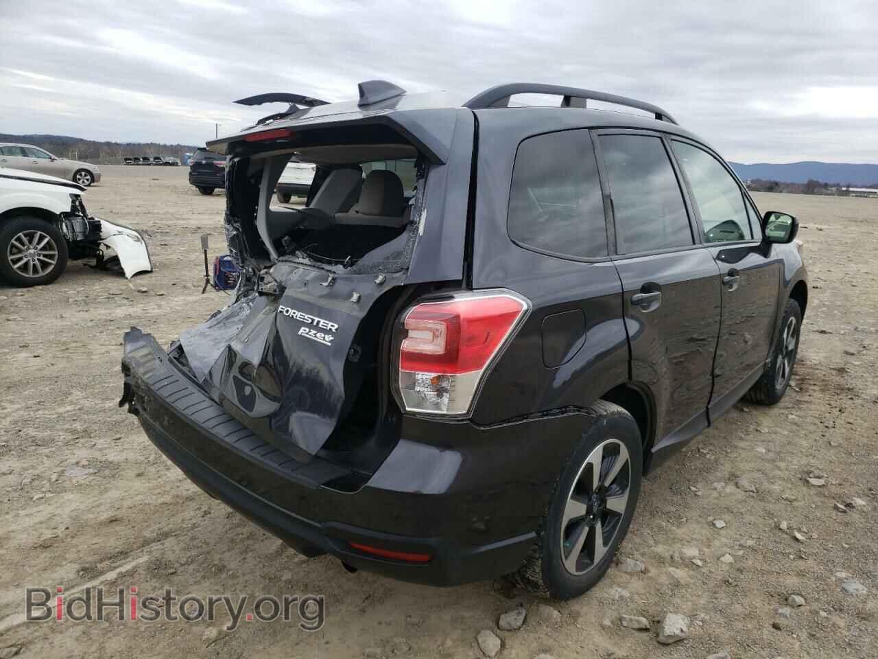 2017 SUBARU FORESTER - VIN: JF2SJAEC3HH401166 - Фото 4