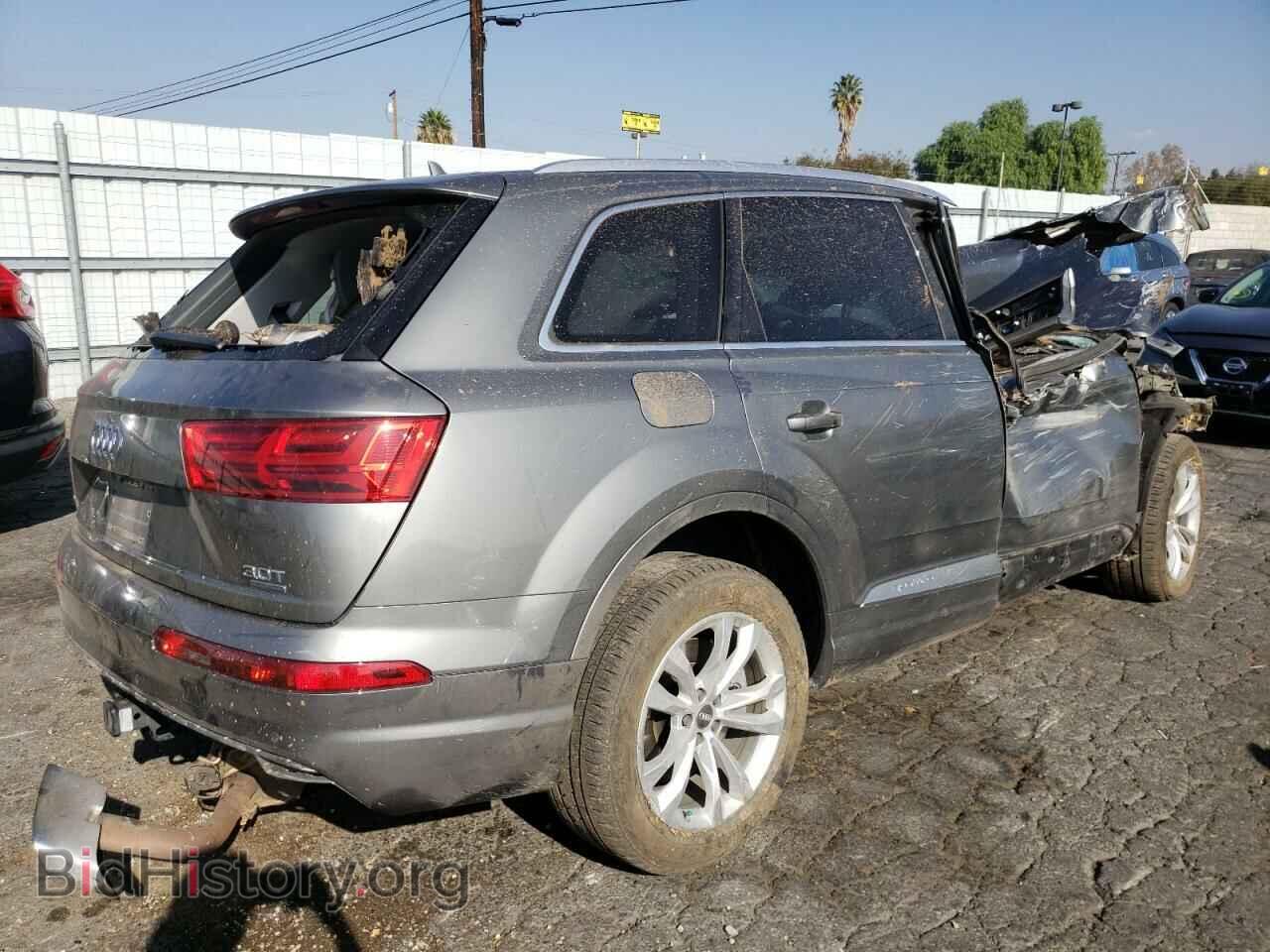 2017 AUDI Q7 - VIN: WA1AAAF71HD010188 - Фото 4