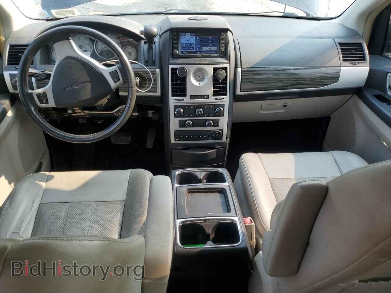 2010 CHRYSLER MINIVAN - VIN: 2A4RR5DX3AR290379 - Фото 8
