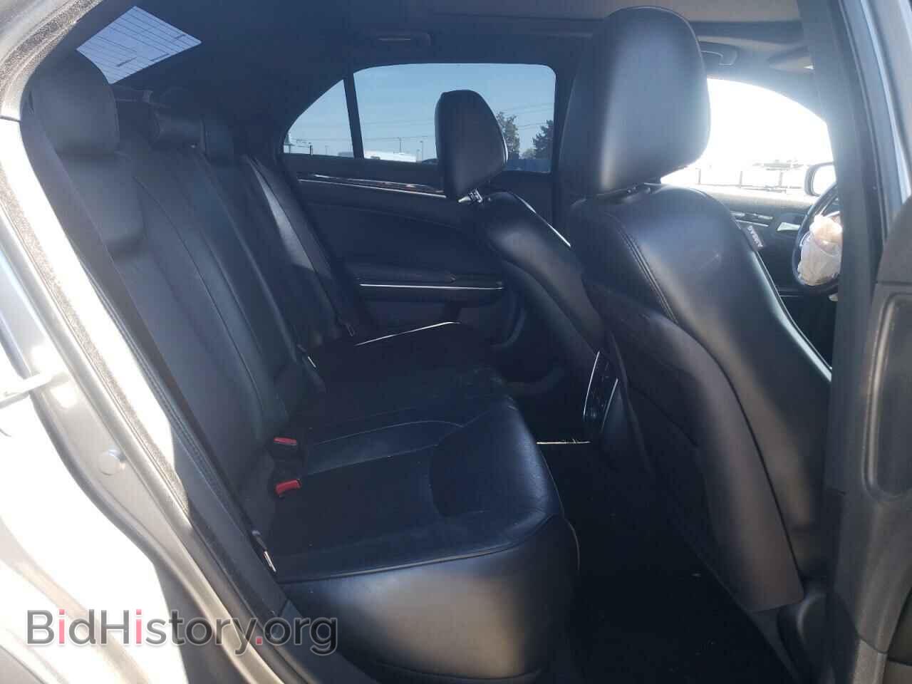 2011 CHRYSLER 300 - VIN: 2C3CA5CG5BH527437 - Фото 10