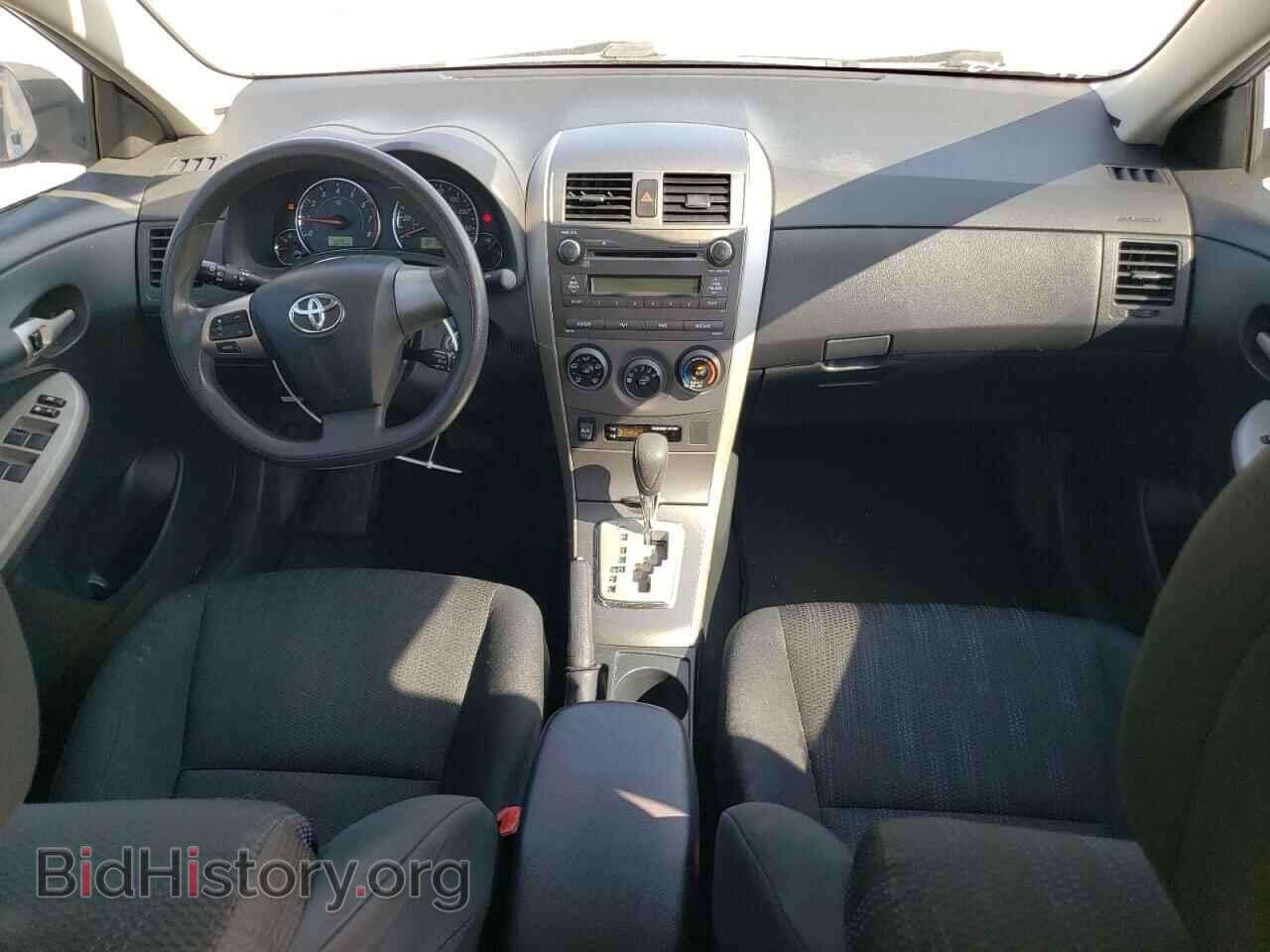 2011 TOYOTA COROLLA - VIN: 2T1BU4EE2BC750002 - Фото 8