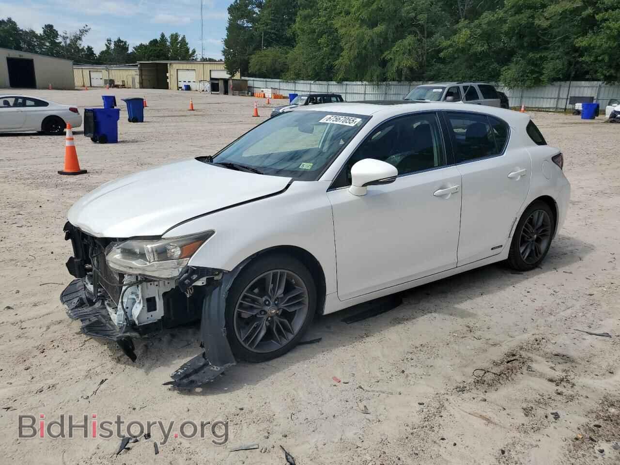 Фотография JTHKD5BH3B2003042 - LEXUS CT 200 2011