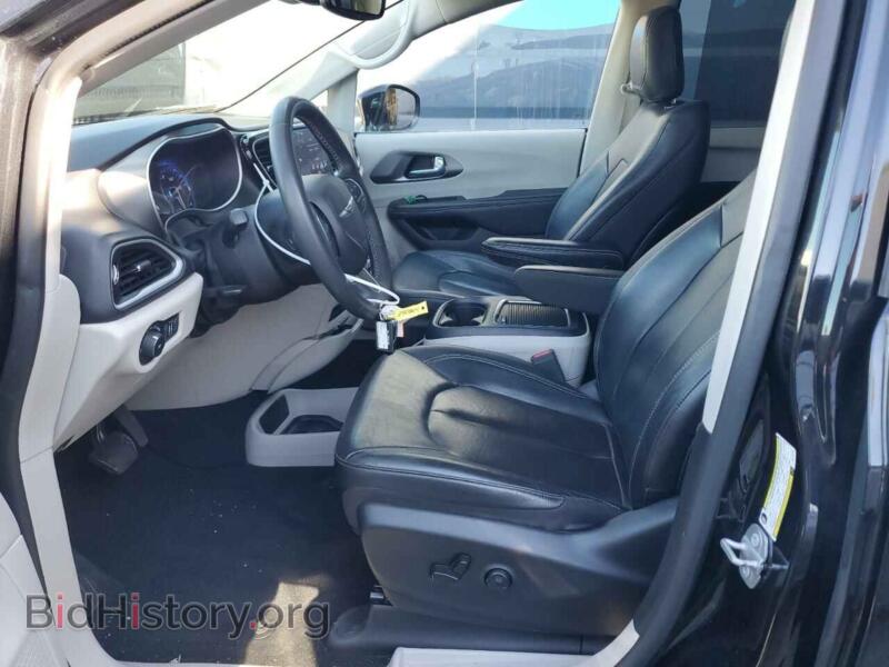 2022 Chrysler PACIFICA (VIN 2C4RC1BG7NR144897) — photo 7 of 13