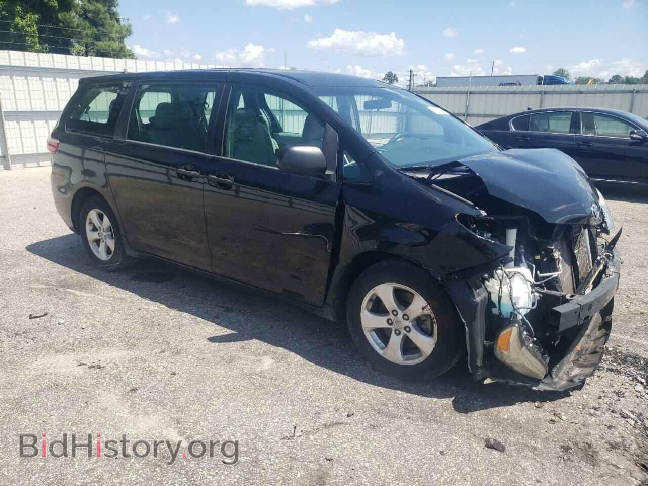 2017 TOYOTA All Models - VIN: 5TDZZ3DC1HS852238 - Фото 4