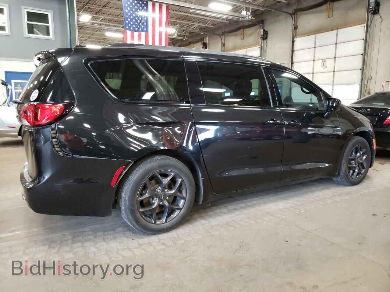 2018 CHRYSLER PACIFICA - VIN: 2C4RC1BG8JR156986 - Фото 3