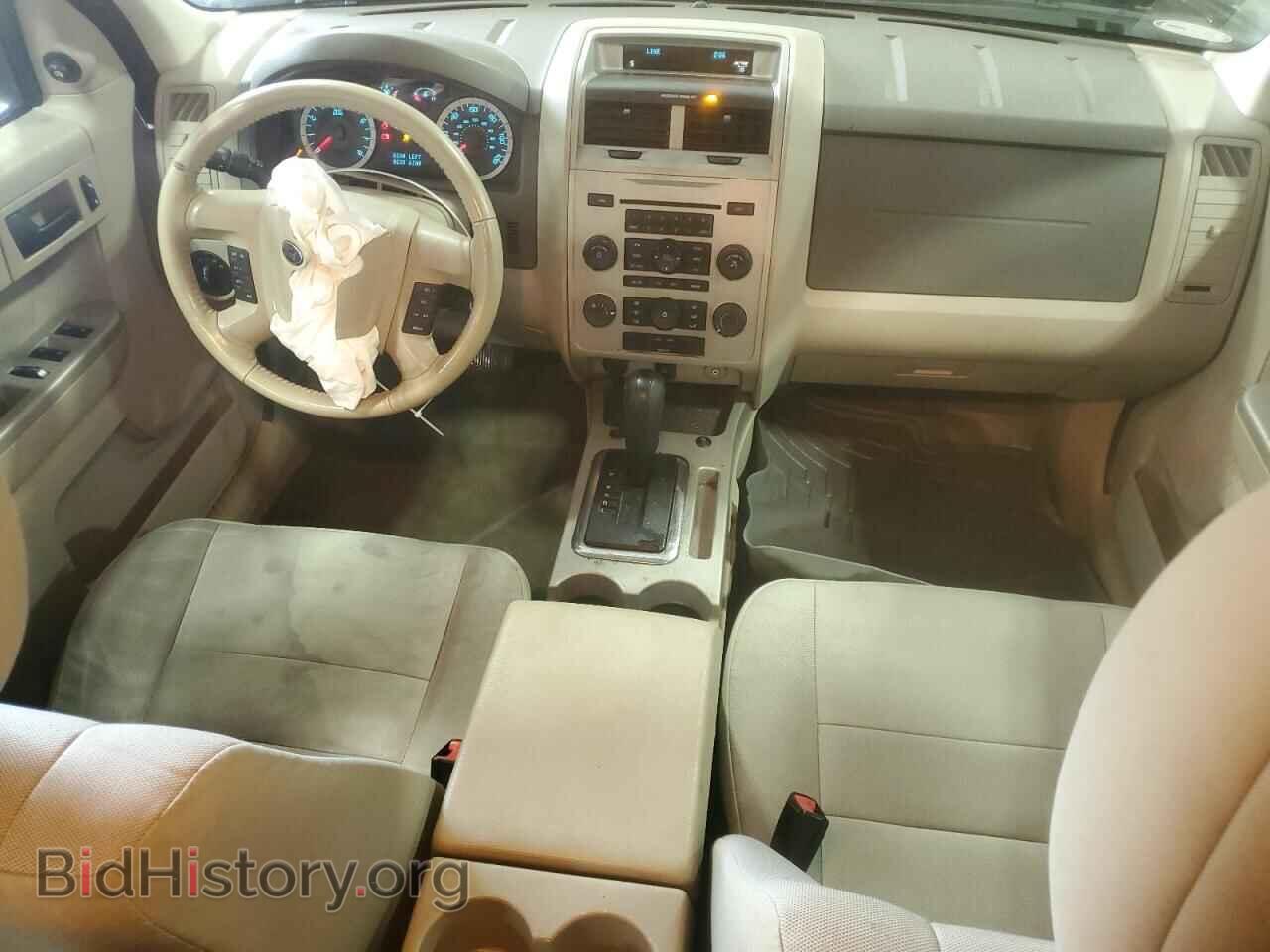 2011 FORD ESCAPE - VIN: 1FMCU0D70BKC18676 - Фото 8