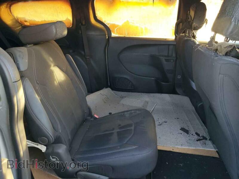 2022 Chrysler PACIFICA (VIN 2C4RC1FG3NR184341) — photo 6 of 13
