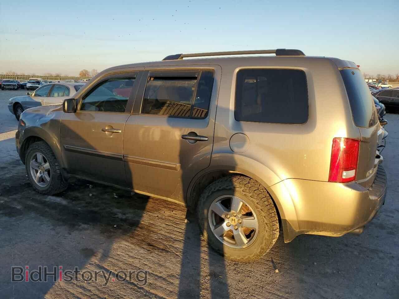 2011 HONDA PILOT - VIN: 5FNYF4H68BB074532 - Фото 2