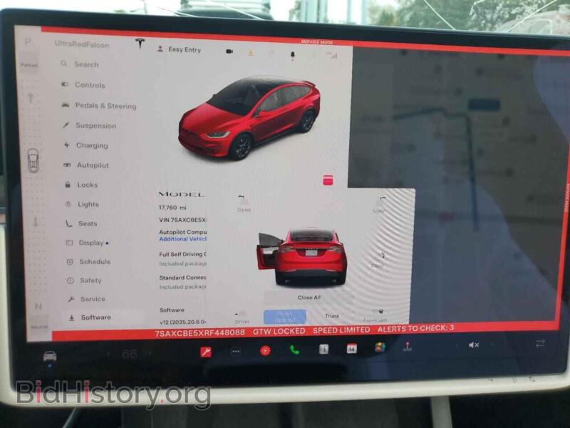 2024 Tesla MODEL X (VIN 7SAXCBE5XRF448088) — photo 9 of 14