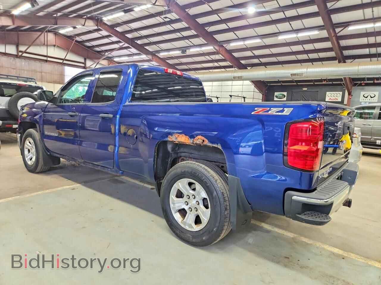 2014 CHEVROLET SILVERADO - VIN: 1GCVKREC3EZ242579 - Photo 2