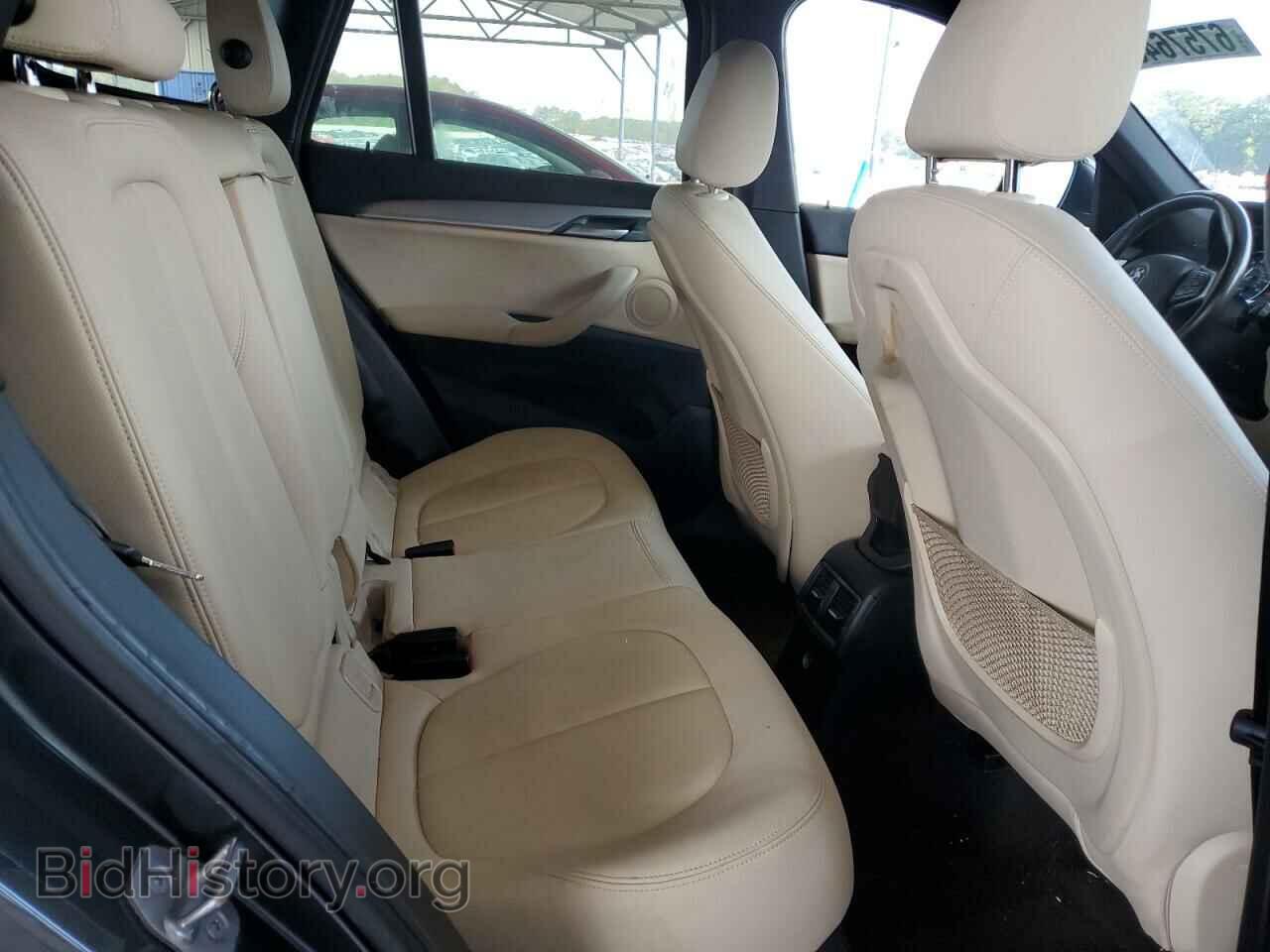 2017 BMW X1 - VIN: WBXHT3C3XH5F80038 - Фото 11