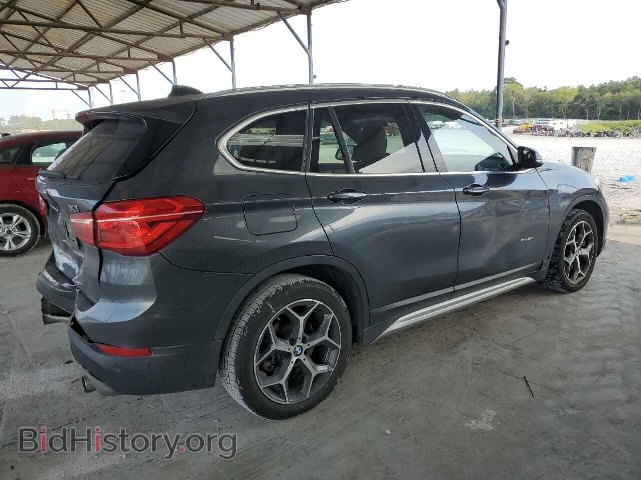 2017 BMW X1 - VIN: WBXHT3C3XH5F80038 - Фото 3