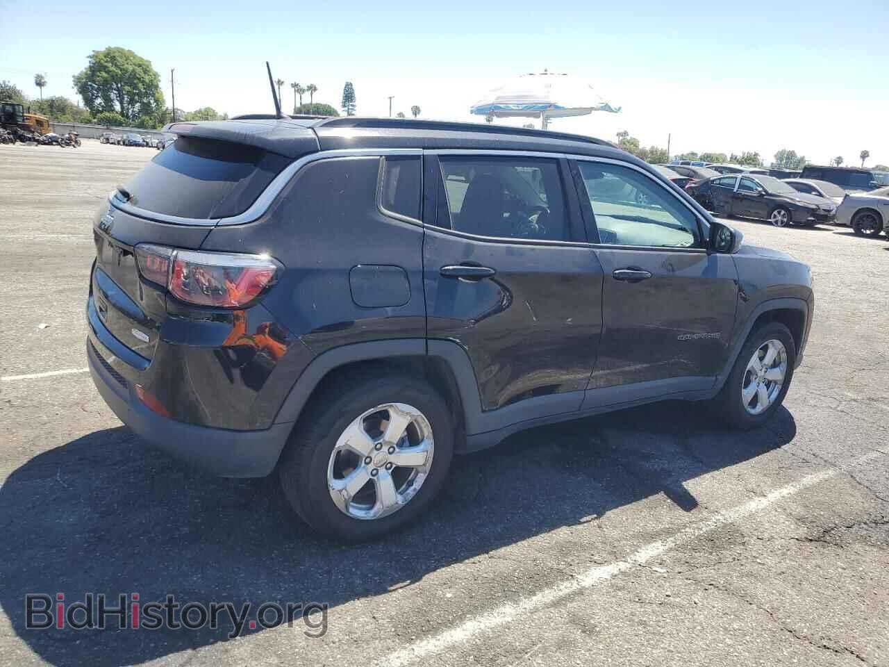 2018 JEEP COMPASS - VIN: 3C4NJCBB6JT466703 - Фото 3
