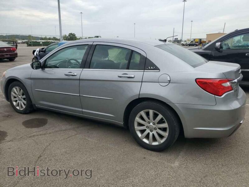 2013 Chrysler 200 (VIN 1C3CCBBG2DN731701) — фото 2 из 12