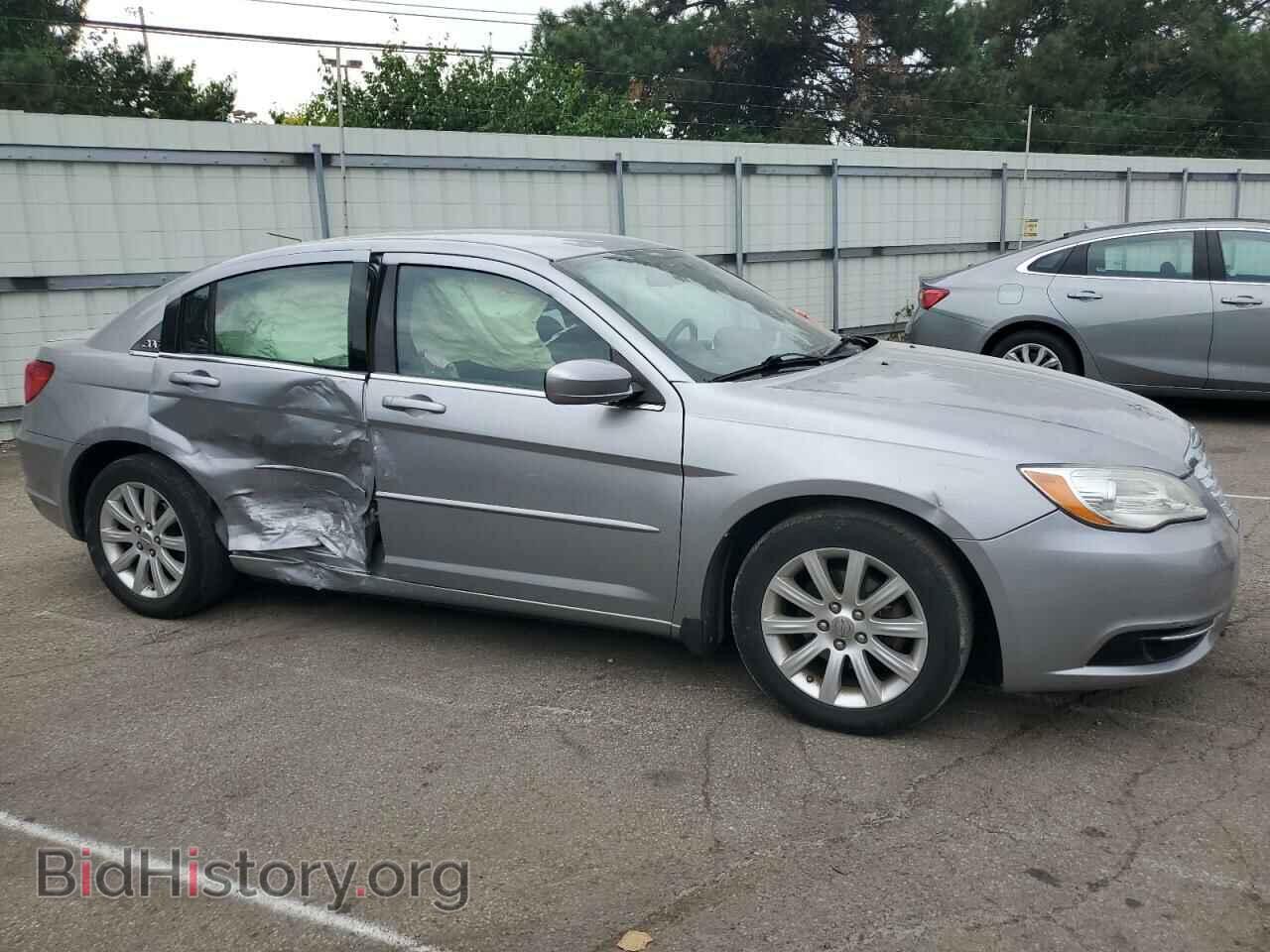 2013 CHRYSLER 200 - VIN: 1C3CCBBG2DN731701 - Фото 4