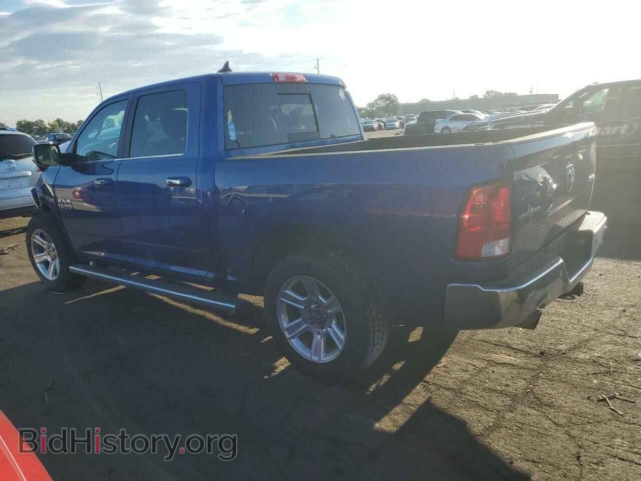 2018 RAM 1500 - VIN: 1C6RR7LT2JS215629 - Photo 2