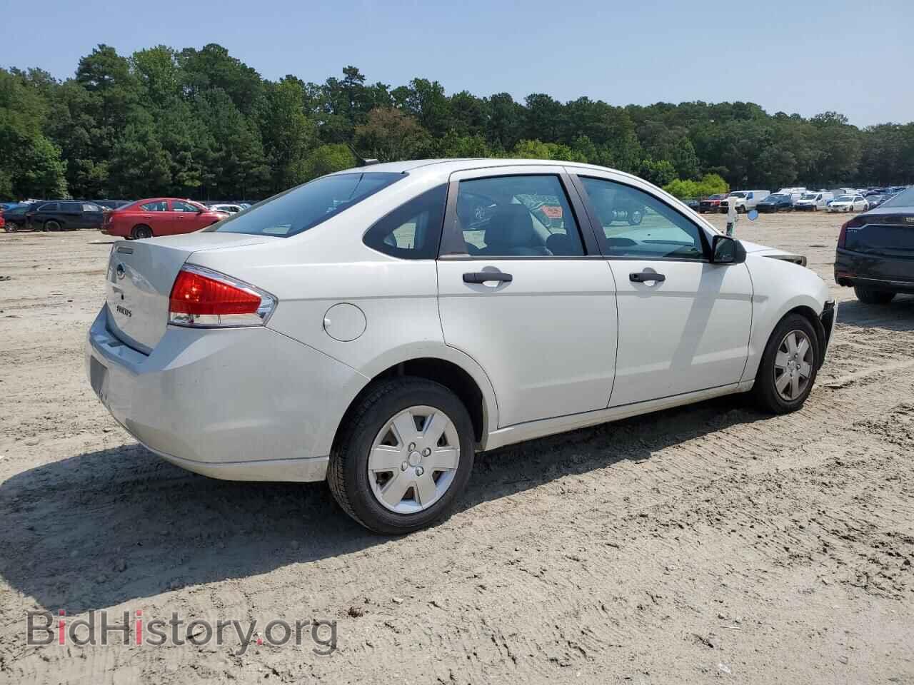 2009 FORD FOCUS - VIN: 1FAHP34N19W221838 - Фото 3