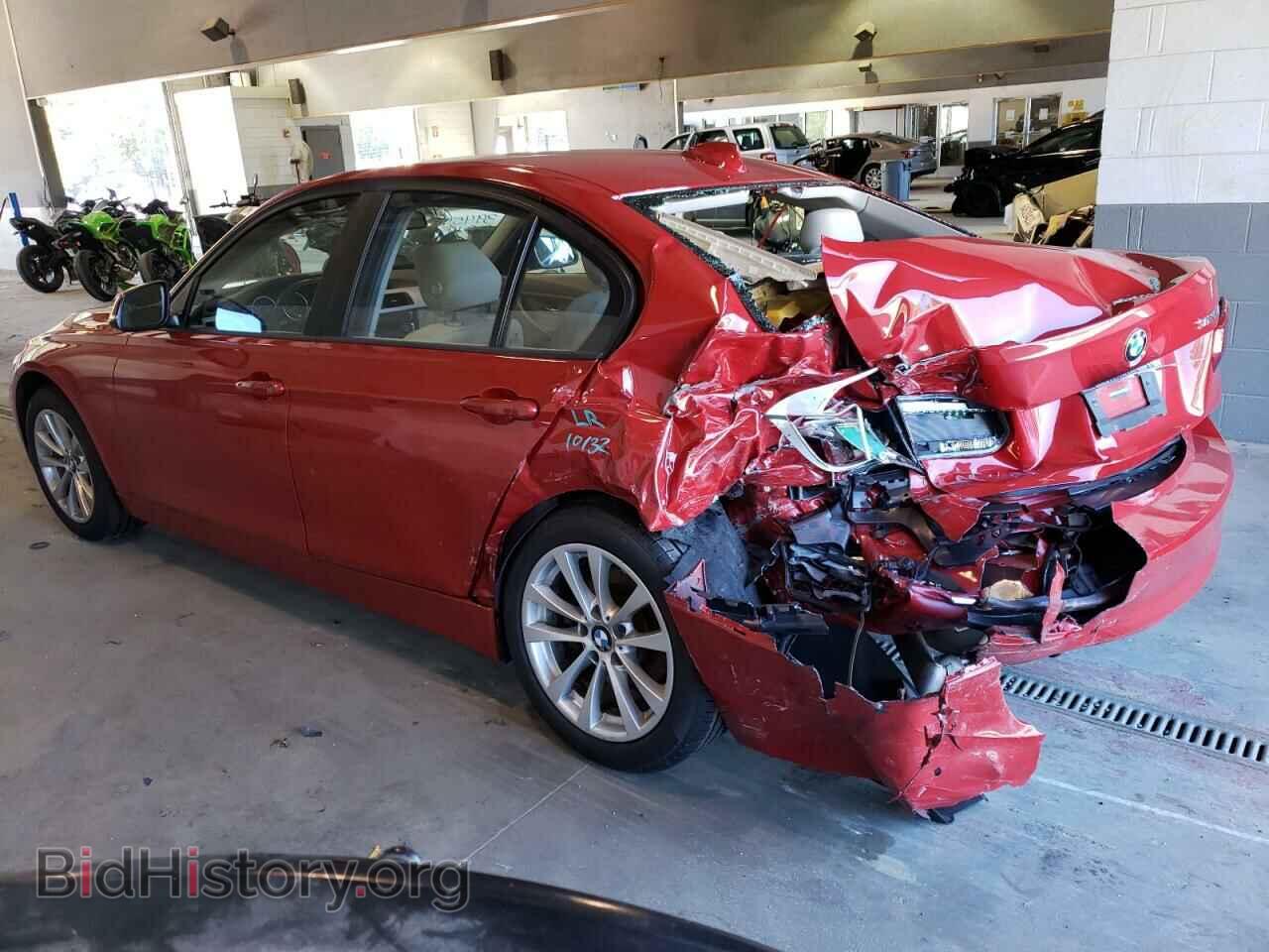 2016 BMW 3 SERIES - VIN: WBA8E1G55GNU11576 - Фото 2