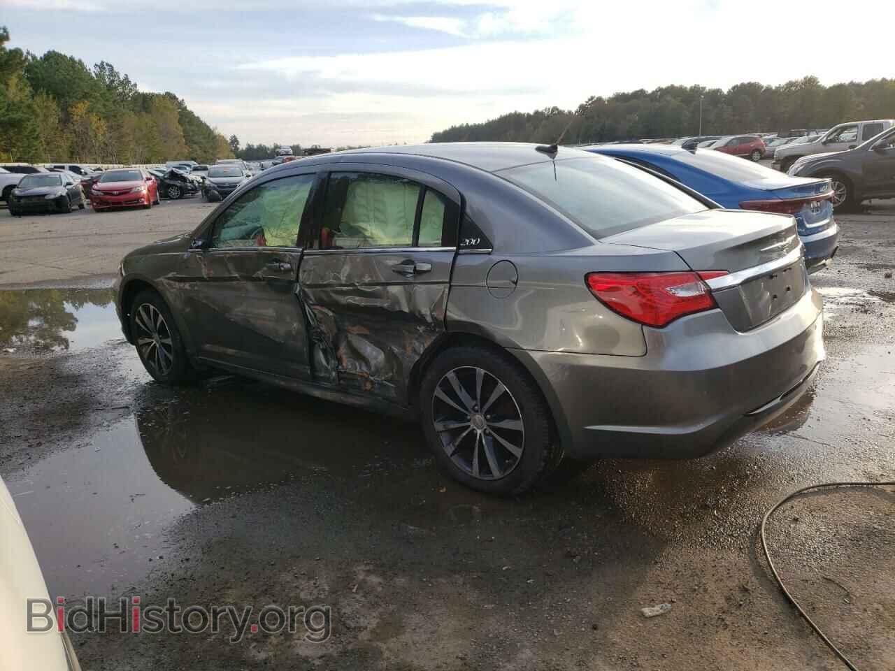 2013 CHRYSLER 200 - VIN: 1C3CCBBB8DN595210 - Фото 2