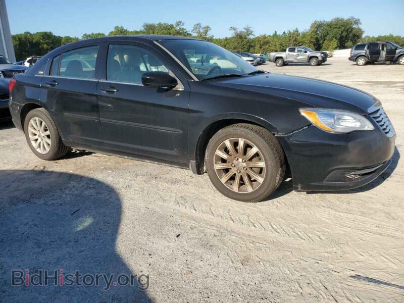 2011 Chrysler 200 (VIN 1C3BC1FG7BN547352) — photo 4 of 12
