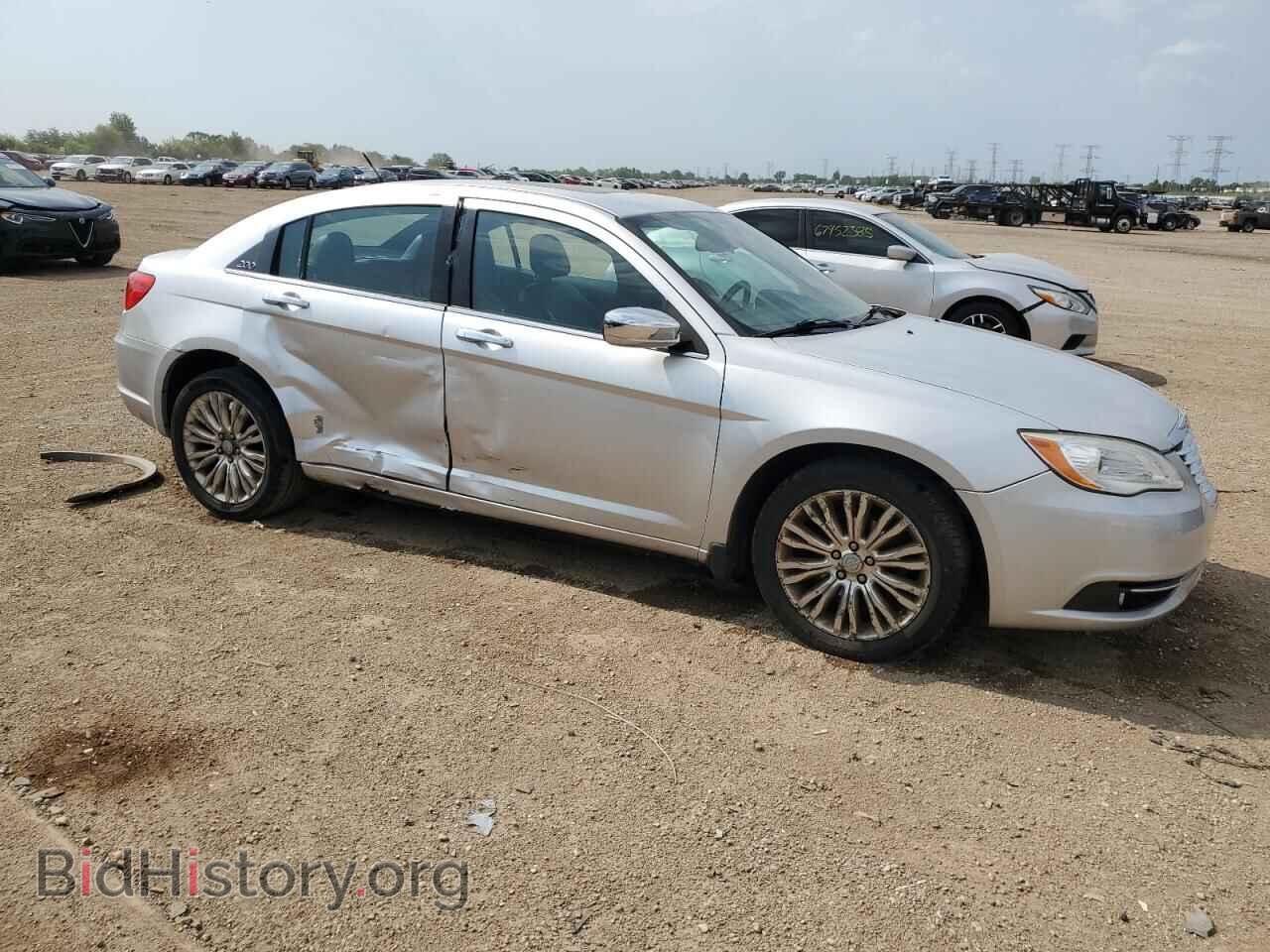 2011 CHRYSLER 200 - VIN: 1C3BC2FB1BN612187 - Фото 4