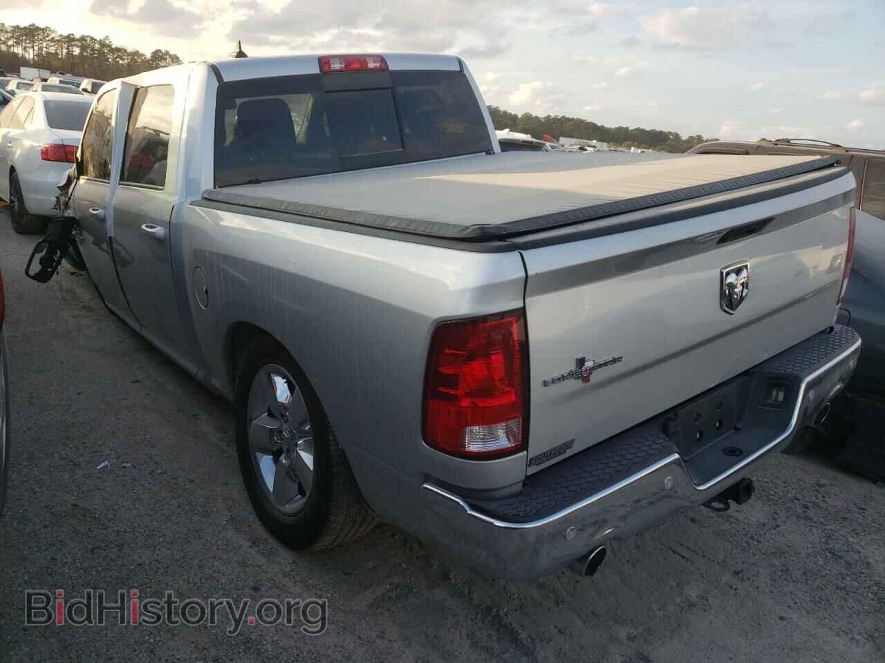 2019 RAM 1500 - VIN: 1C6RR6LT8KS528924 - Фото 2