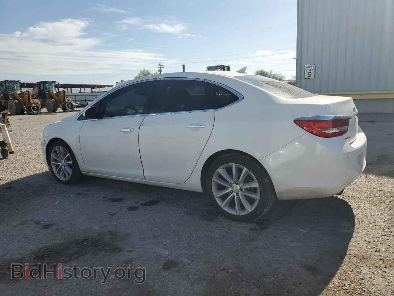 2014 BUICK VERANO - VIN: 1G4PR5SK4E4129127 - Фото 2