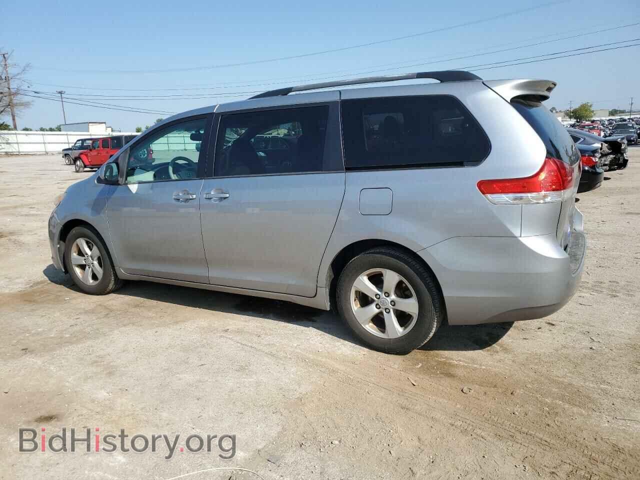 2013 TOYOTA All Models - VIN: 5TDKK3DC8DS309825 - Фото 2