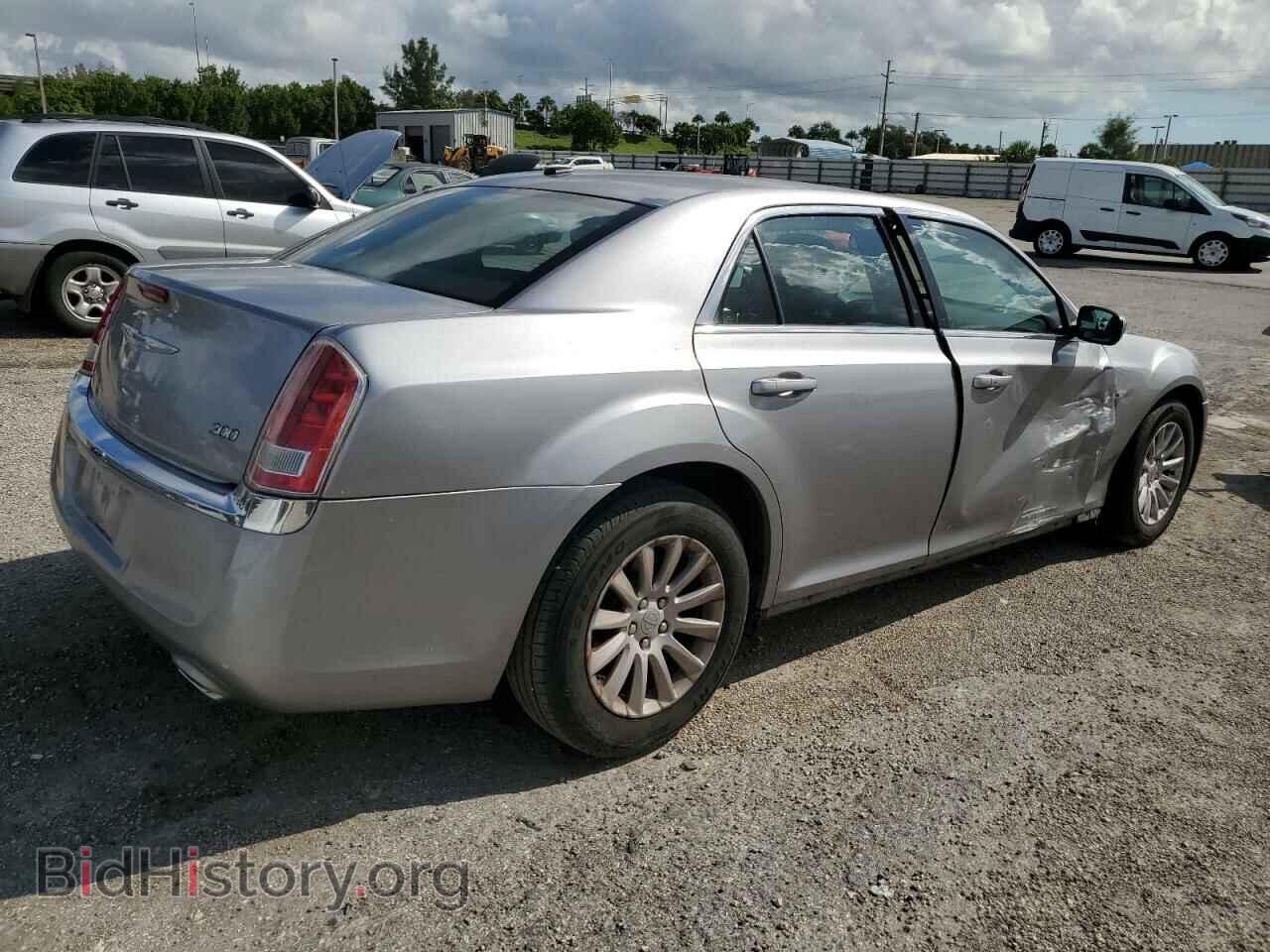 2014 CHRYSLER 300 - VIN: 2C3CCAAG3EH383090 - Фото 3