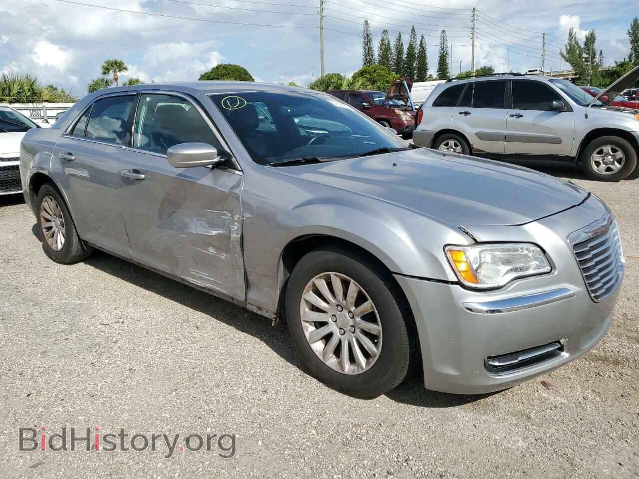 2014 CHRYSLER 300 - VIN: 2C3CCAAG3EH383090 - Фото 4