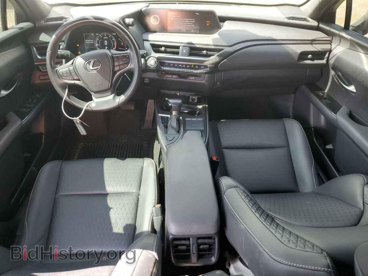 2019 LEXUS UX 200 - VIN: JTHY3JBH4K2019739 - Фото 8