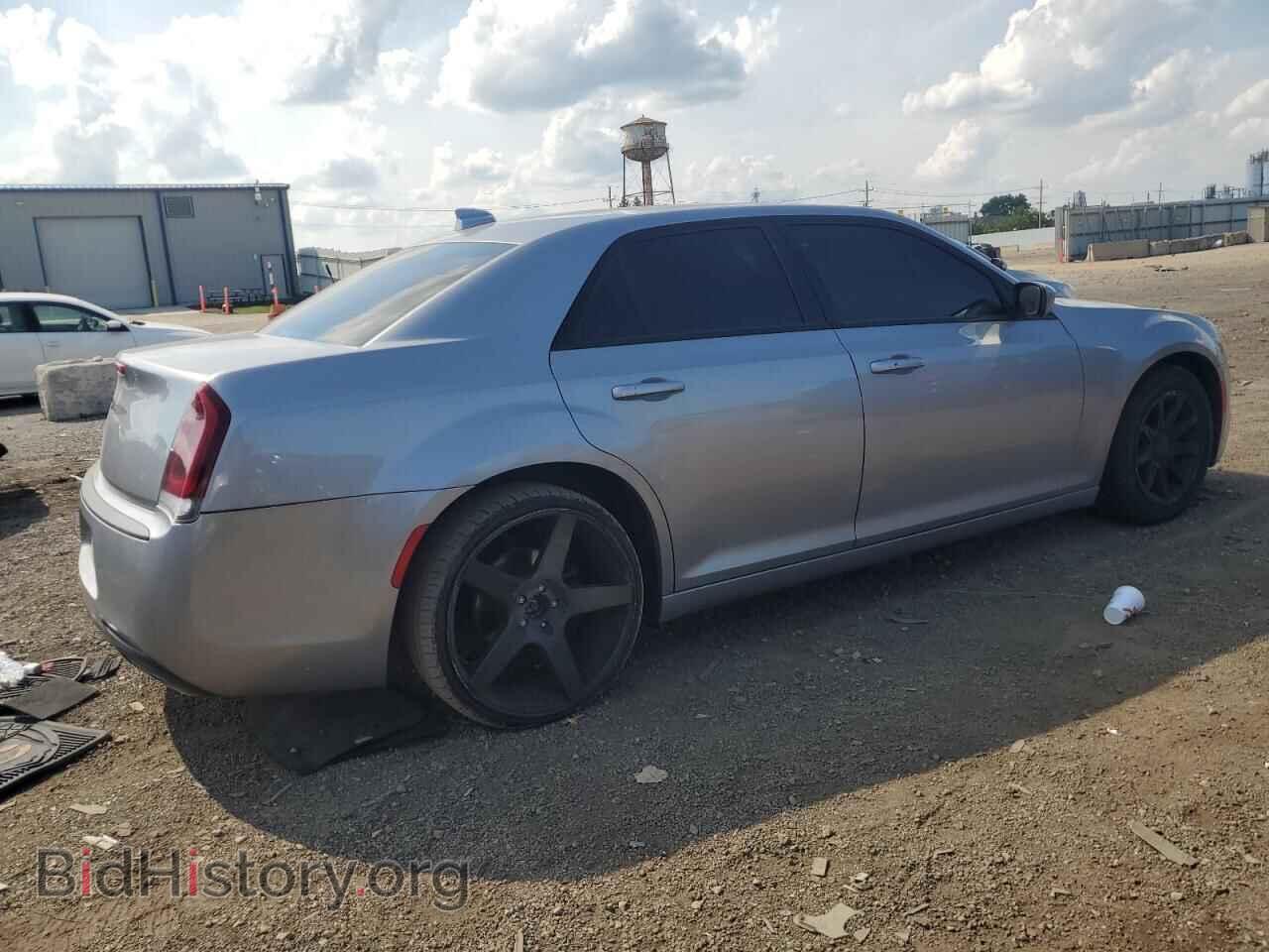 2017 CHRYSLER 300 - VIN: 2C3CCABGXHH662751 - Фото 3