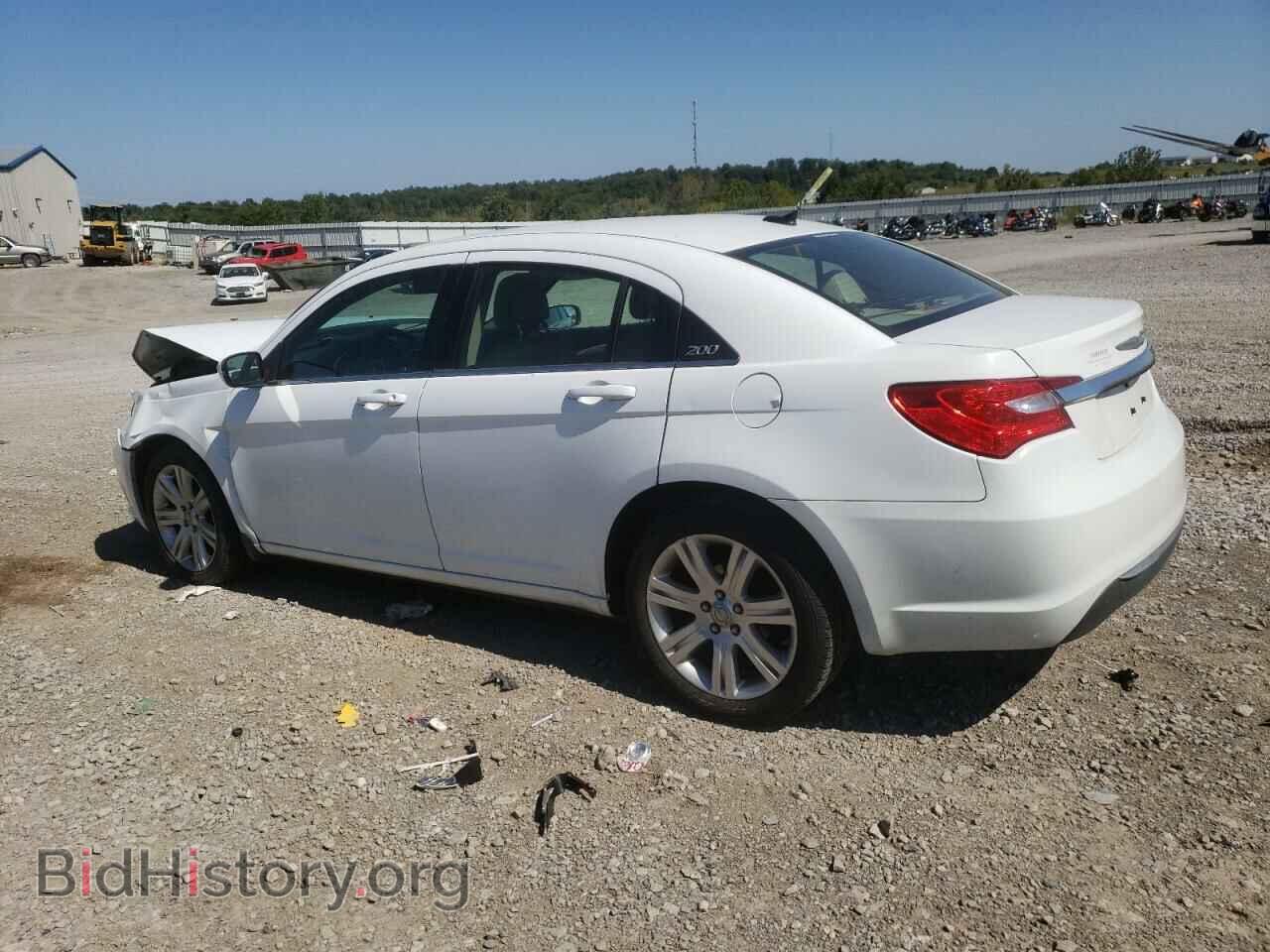 2012 CHRYSLER 200 - VIN: 1C3CCBBB2CN180866 - Фото 2