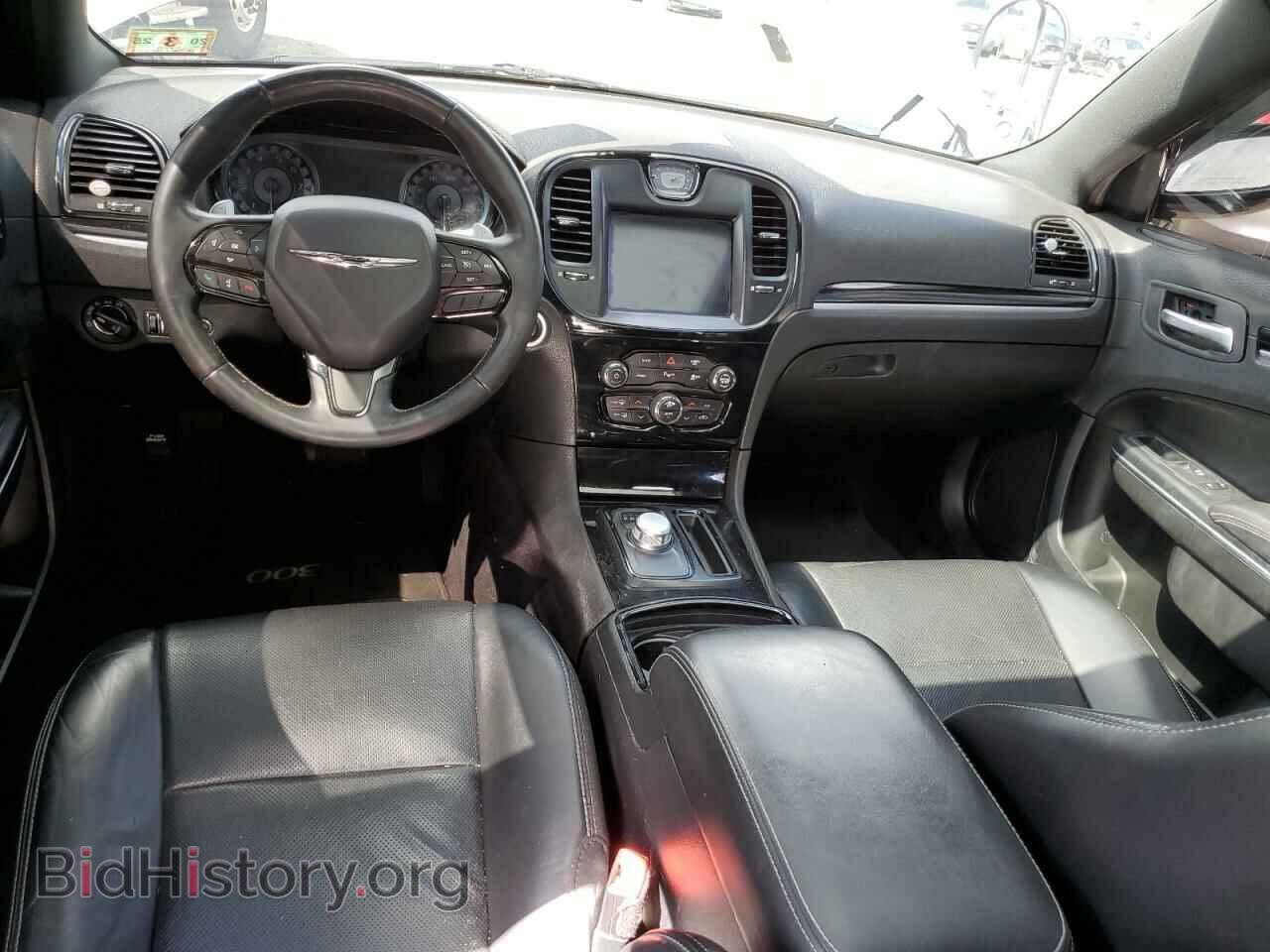 2017 CHRYSLER 300 - VIN: 2C3CCAGG4HH527063 - Фото 8