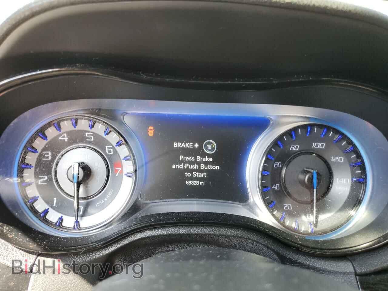 2017 CHRYSLER 300 - VIN: 2C3CCAGG4HH527063 - Фото 9