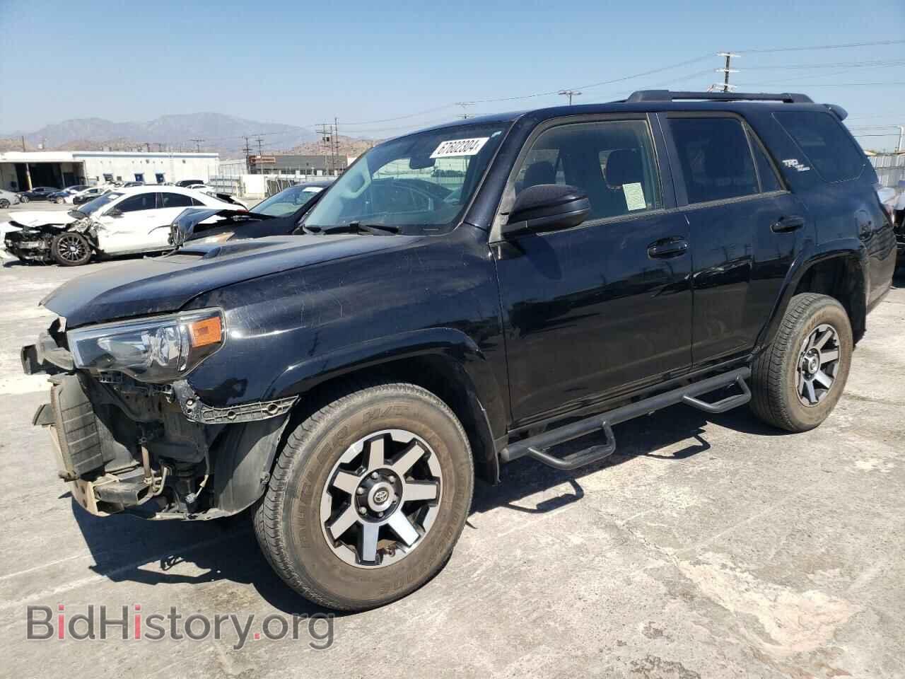 Фотография JTEBU5JR7K5667608 - TOYOTA 4RUNNER 2019