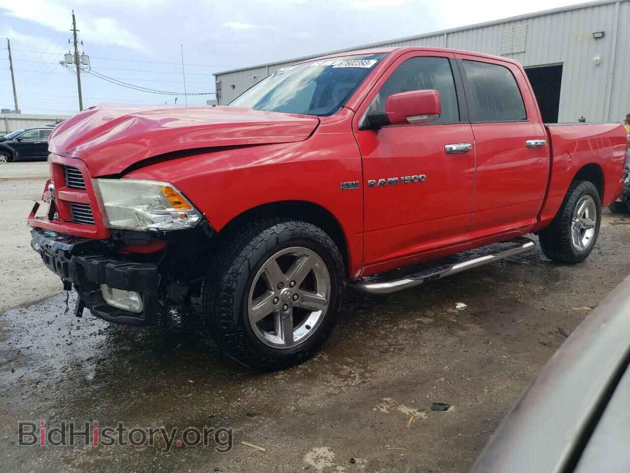 Photo 1D7RV1CT4BS502253 - DODGE All Models 2011