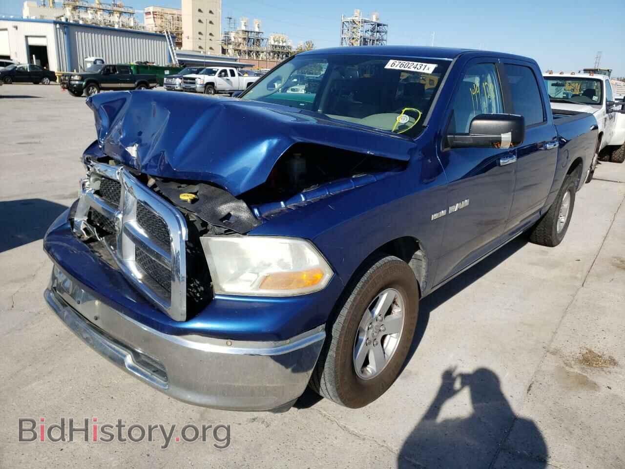 2010 DODGE RAM 1500 - VIN: 1D7RB1CT3AS112297 - Фото 2