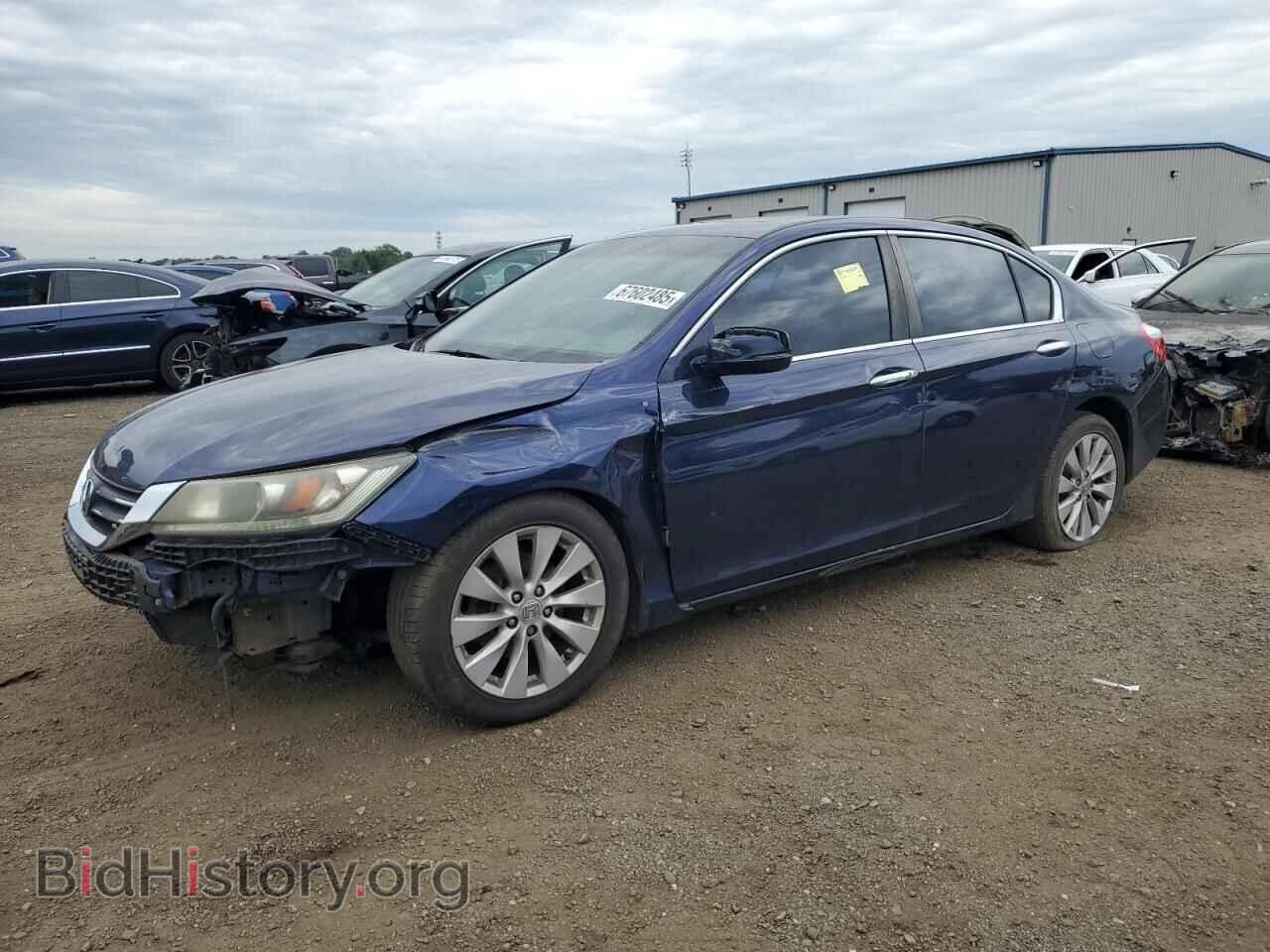Photo 1HGCR2F74DA129363 - HONDA ACCORD 2013