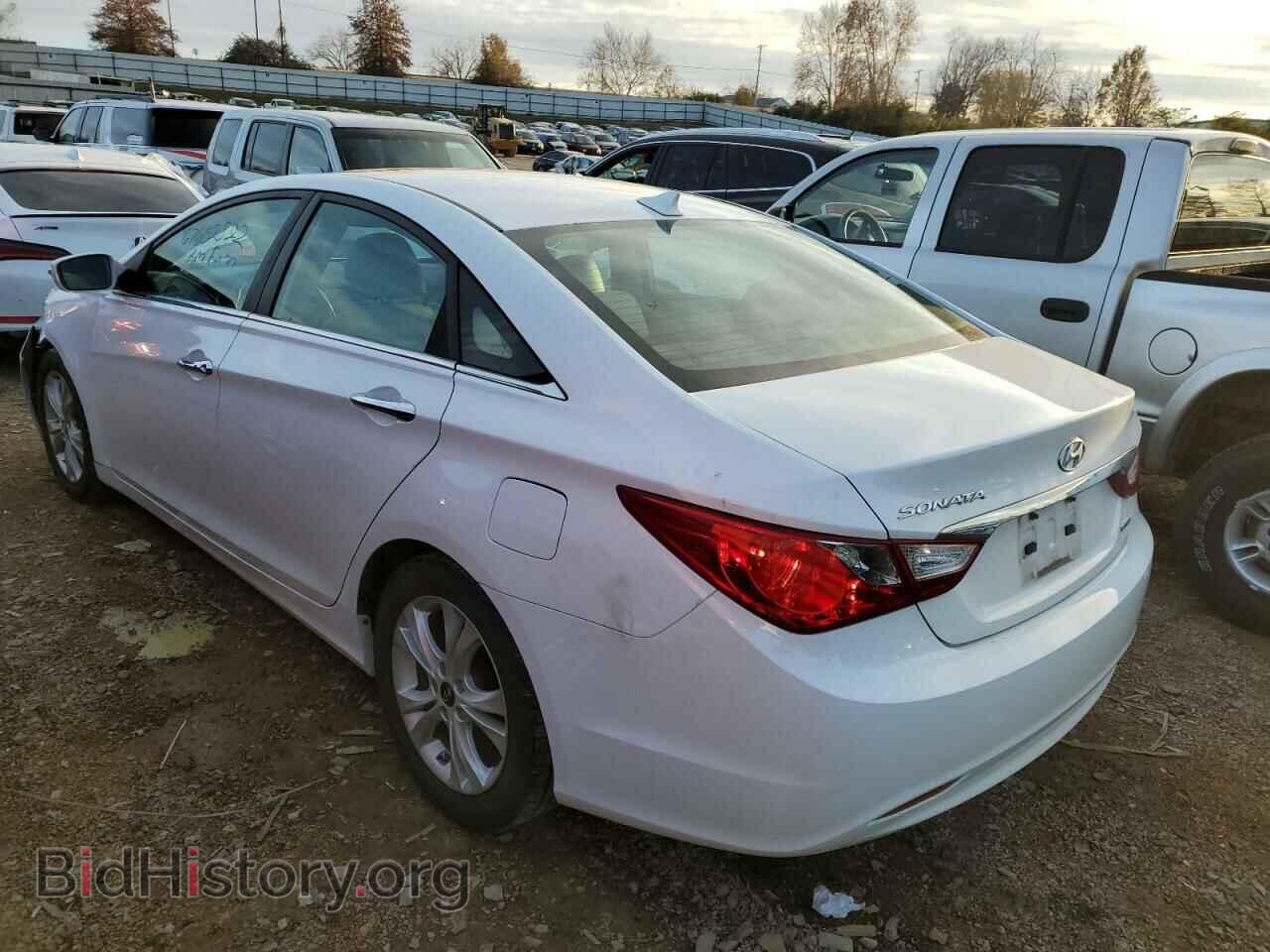 2013 HYUNDAI SONATA - VIN: 5NPEC4AC8DH731359 - Фото 2