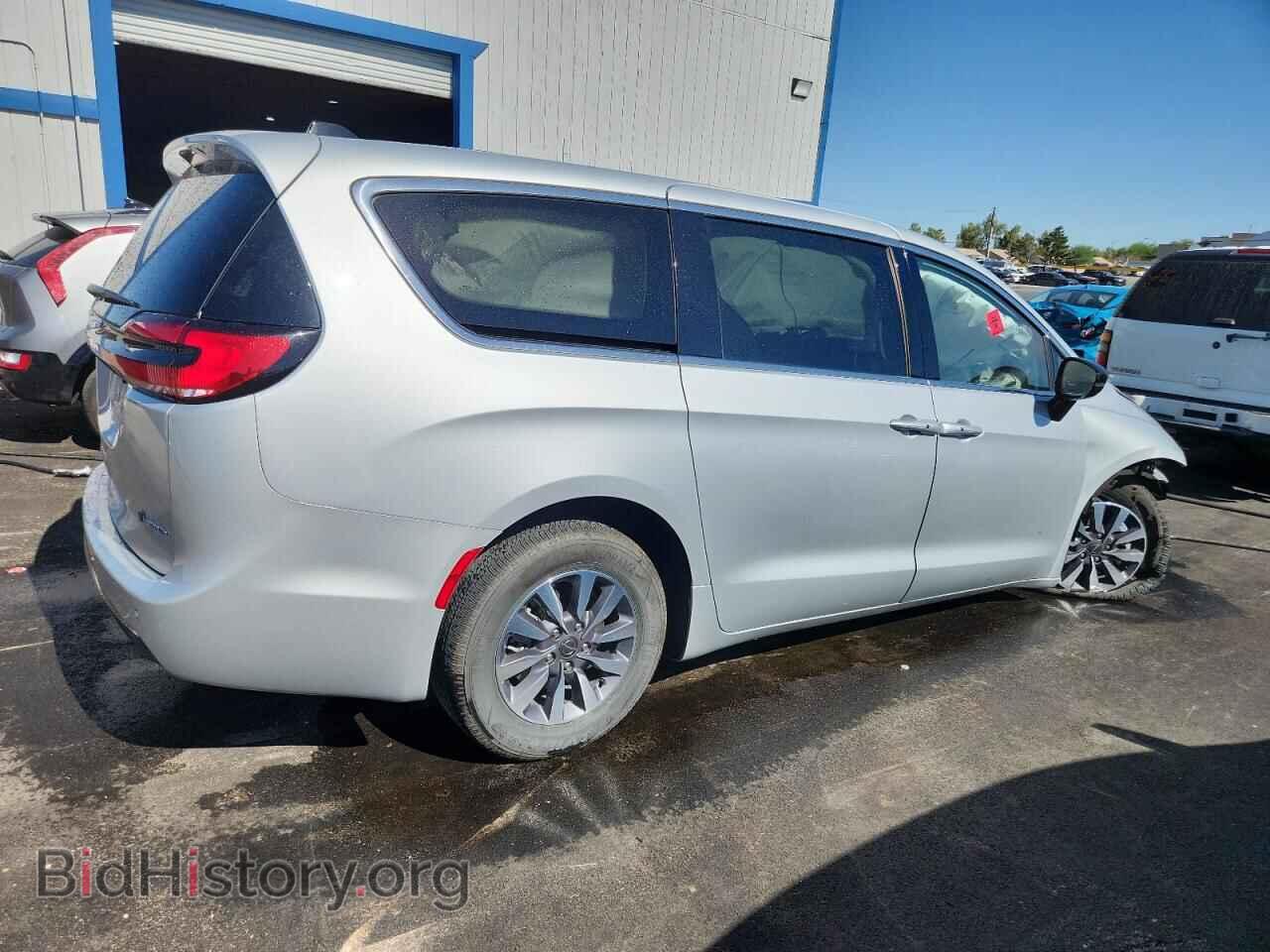 2024 CHRYSLER PACIFICA - VIN: 2C4RC1S75RR181193 - Фото 3
