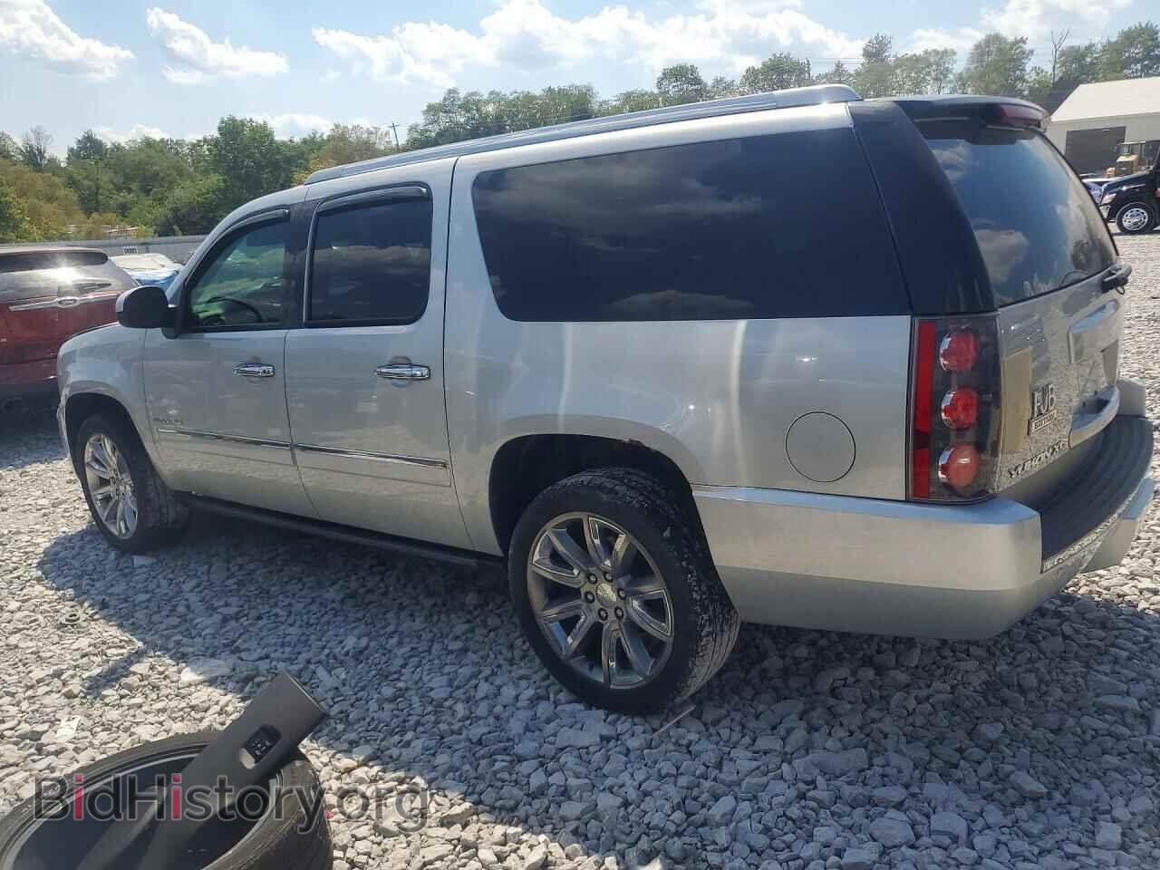 2013 GMC YUKON - VIN: 1GKS2MEFXDR322139 - Photo 2