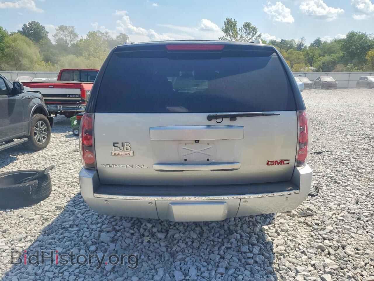 2013 GMC YUKON - VIN: 1GKS2MEFXDR322139 - Photo 6