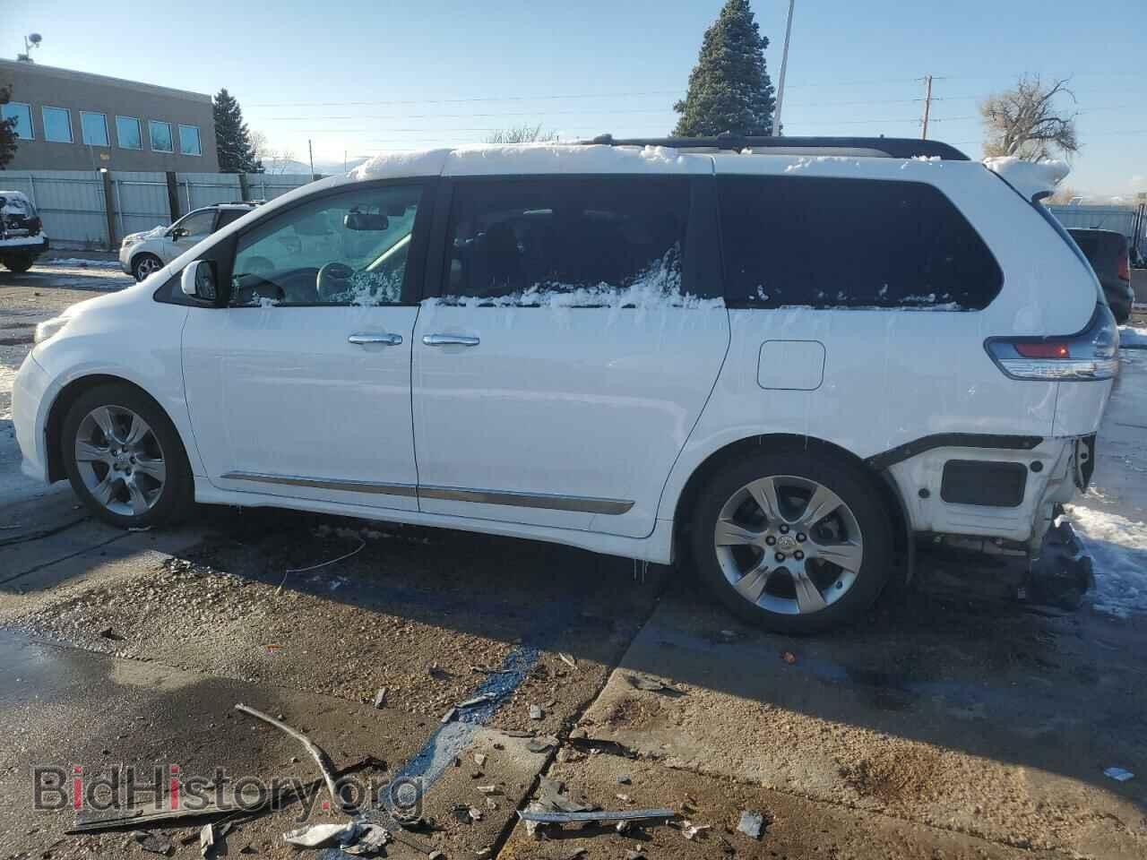 2013 TOYOTA SIENNA - VIN: 5TDXK3DC8DS306607 - Фото 2